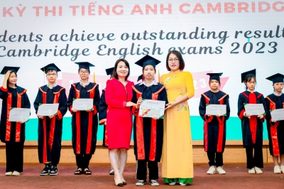 Lễ Trao chứng chỉ Cambridge và Trao giải cuộc thi Hùng biện tiếng Anh toàn Quốc năm 2023